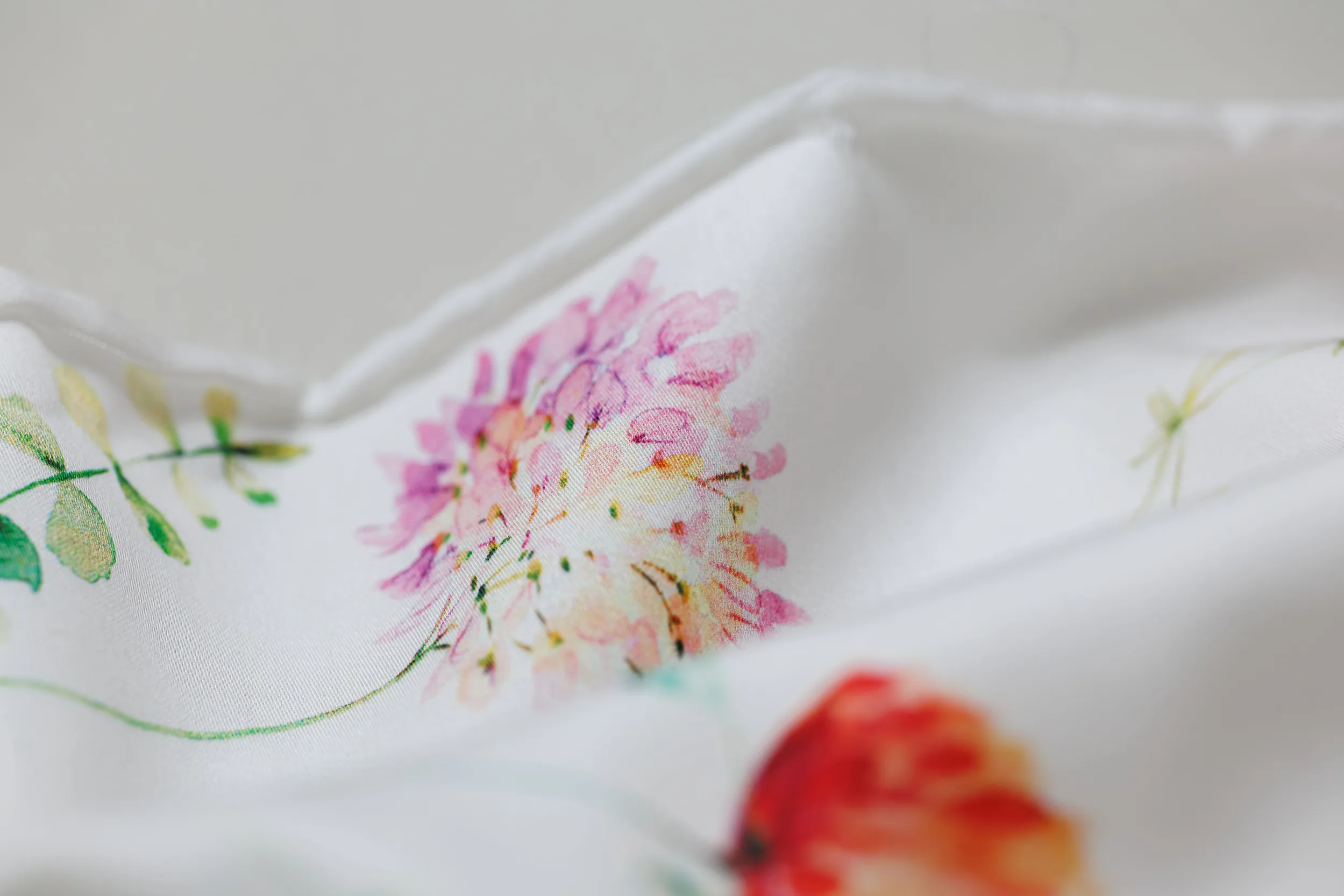 Luxury 0010 – Material