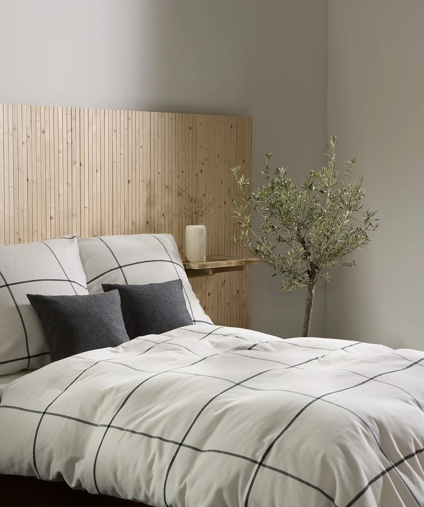Lech Off White – Ambiente