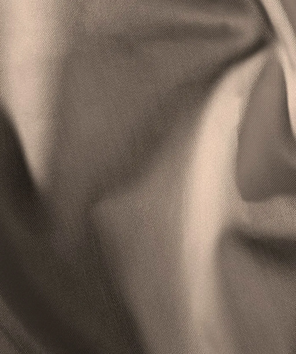 RoyalUni Braun – Material